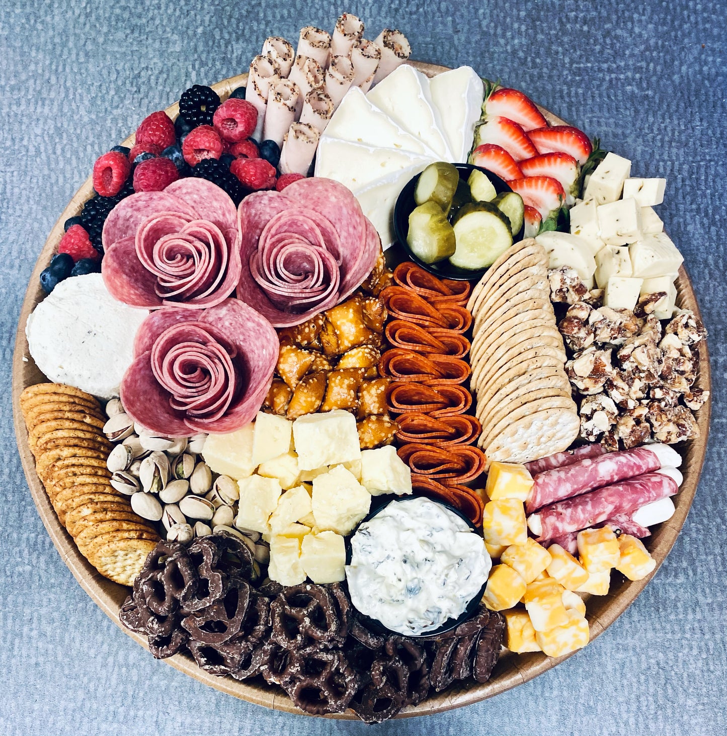 Round Charcuterie Board (multiple size options)