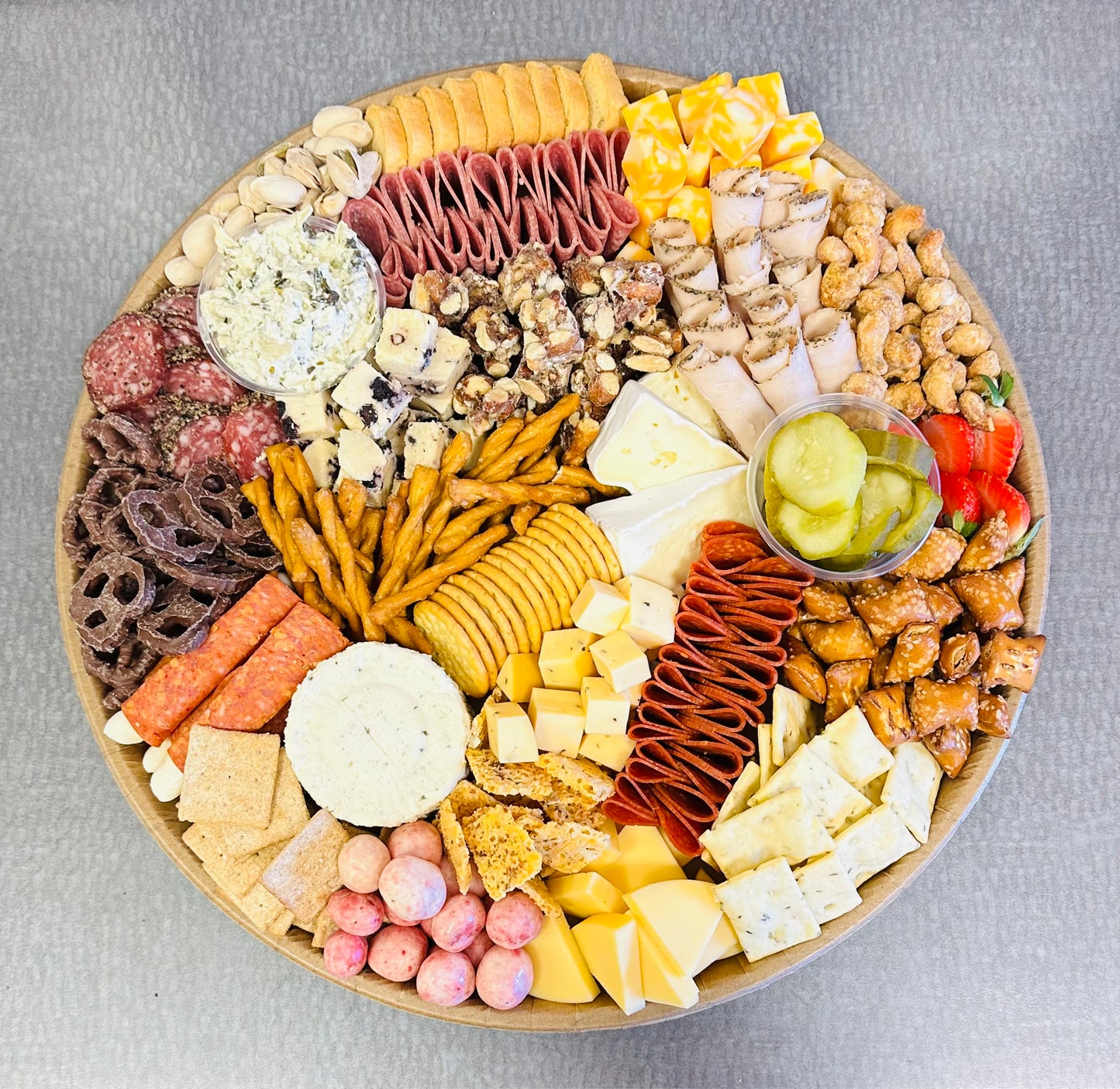 Round Charcuterie Board (multiple size options)